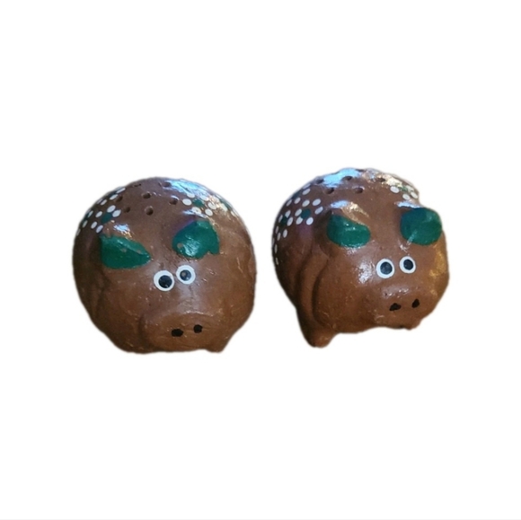 Vintage Mexican Folk Art Red Clay Pig Salt & Pepper Shakers - Picture 4 of 8